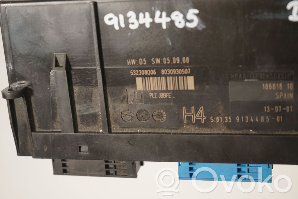 Comfort/convenience module (8)