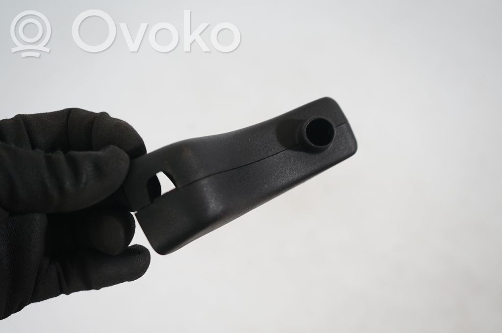 Rear view mirror (interior) (6)