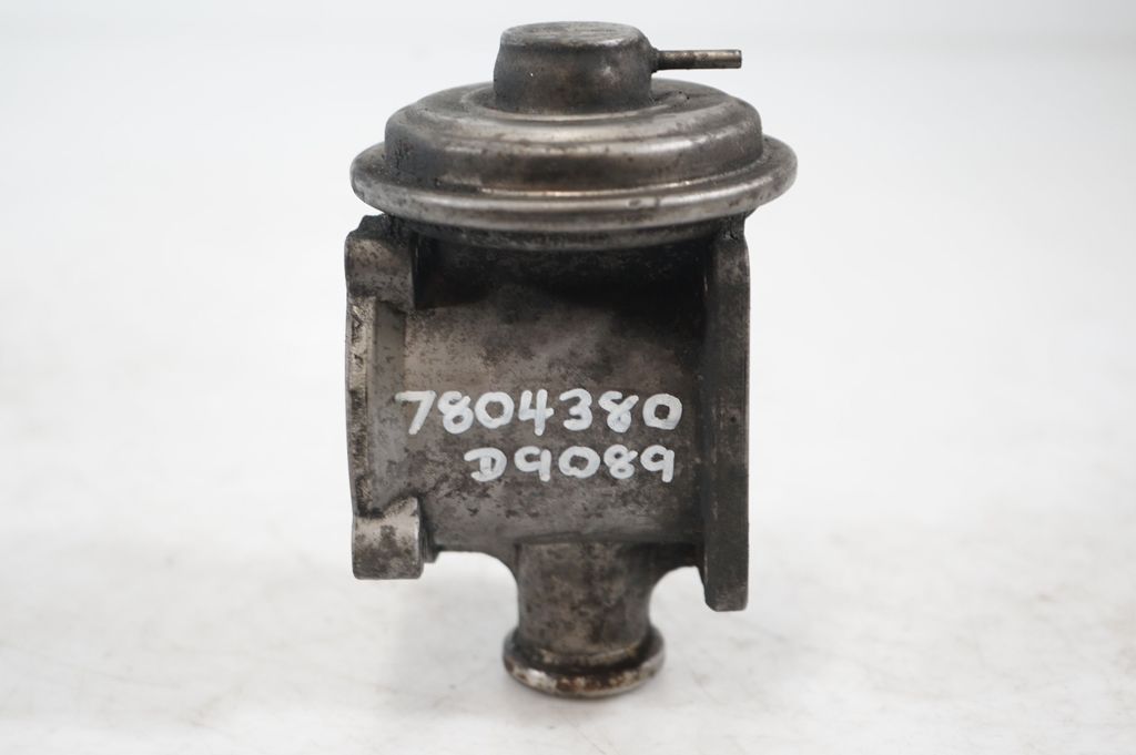 EGR valve (10)