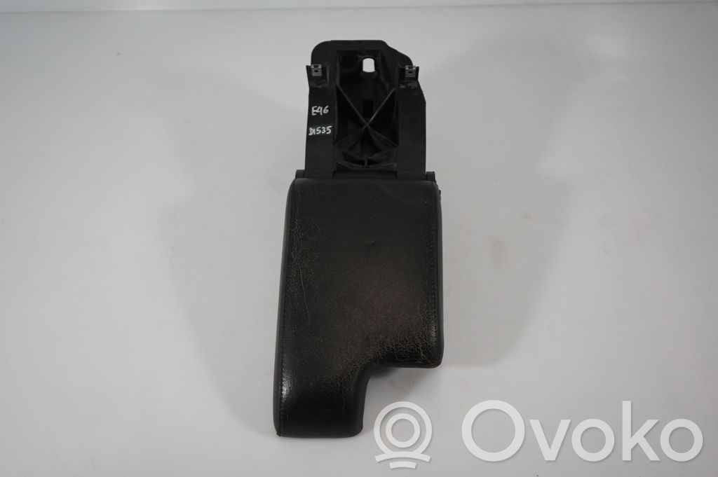 Armrest (7)