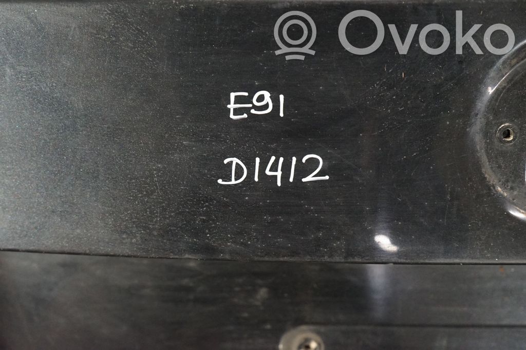 Tailgate/trunk/boot lid (9)