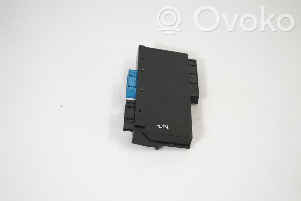 Comfort/convenience module (5)