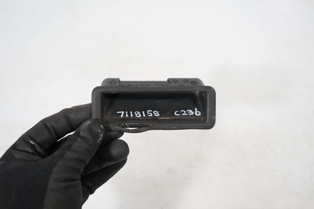 Tailgate/trunk/boot exterior handle (7)