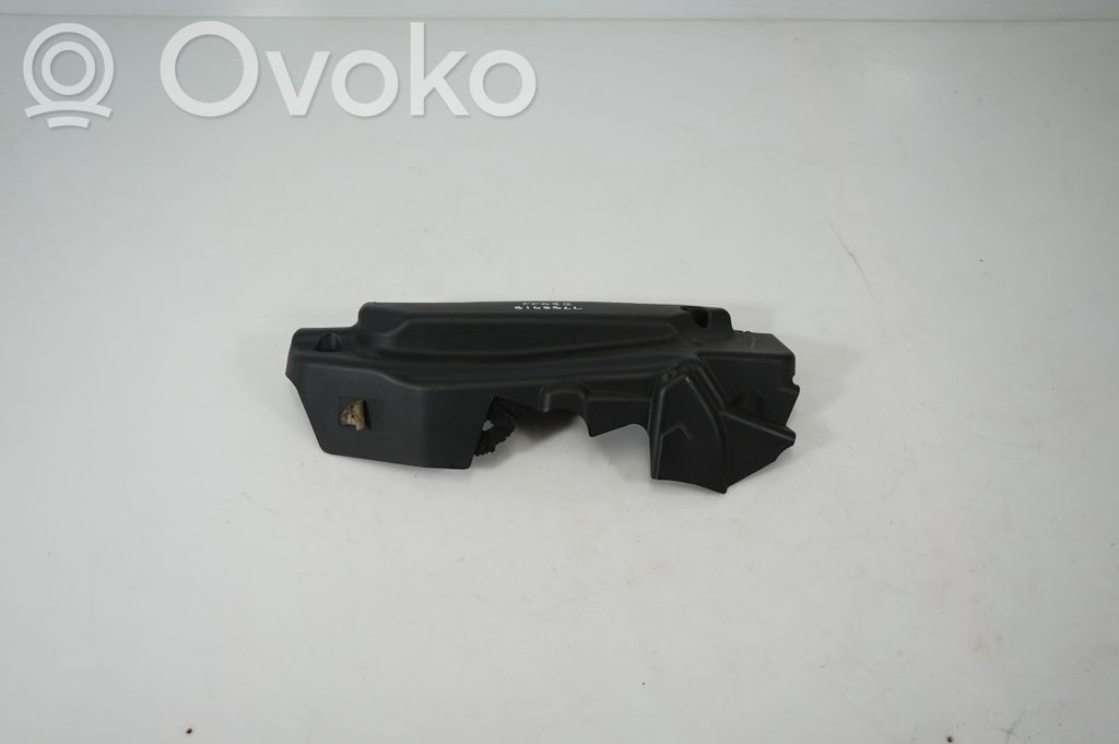 Engine cover (trim) (3)