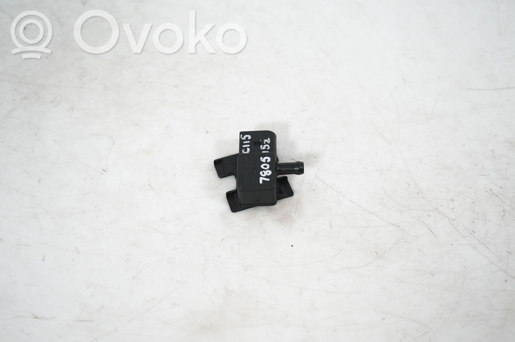 Exhaust gas pressure sensor (4)