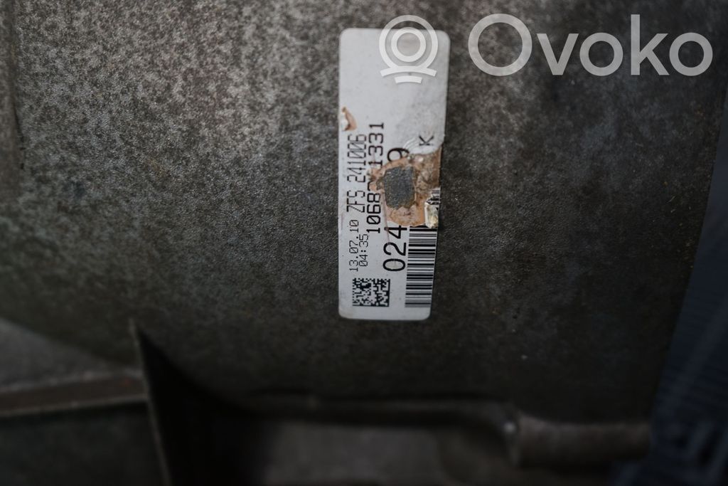 Automatic gearbox (14)
