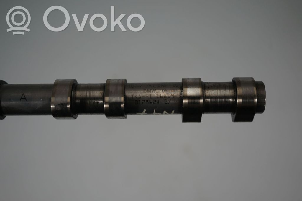 Camshaft (5)