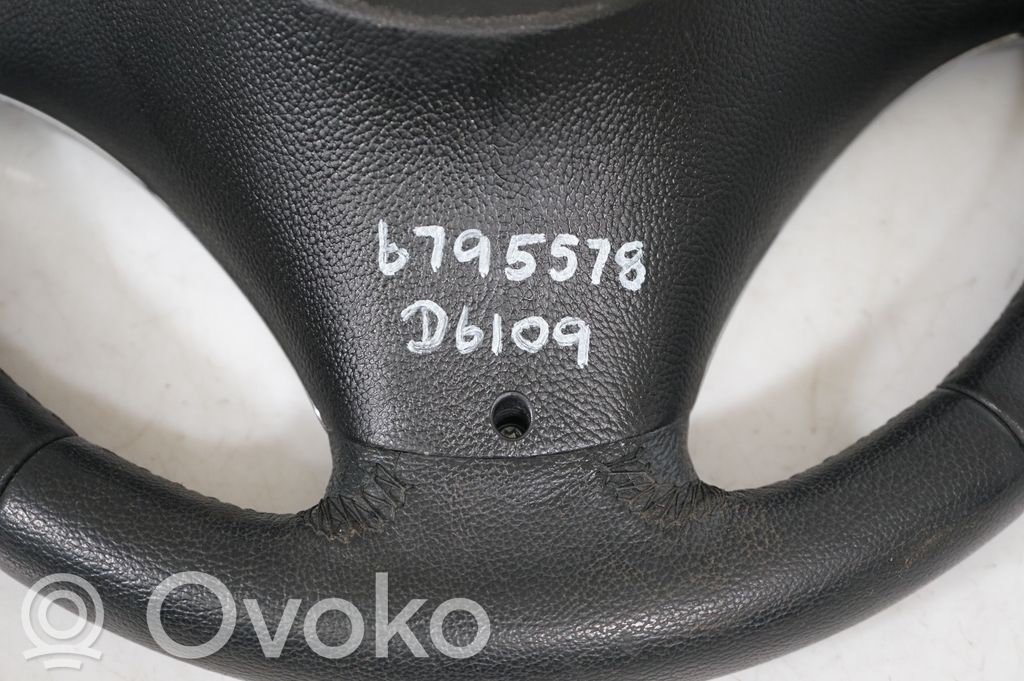 Steering wheel (9)