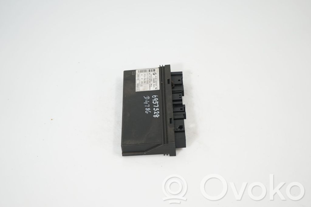 Comfort/convenience module (2)