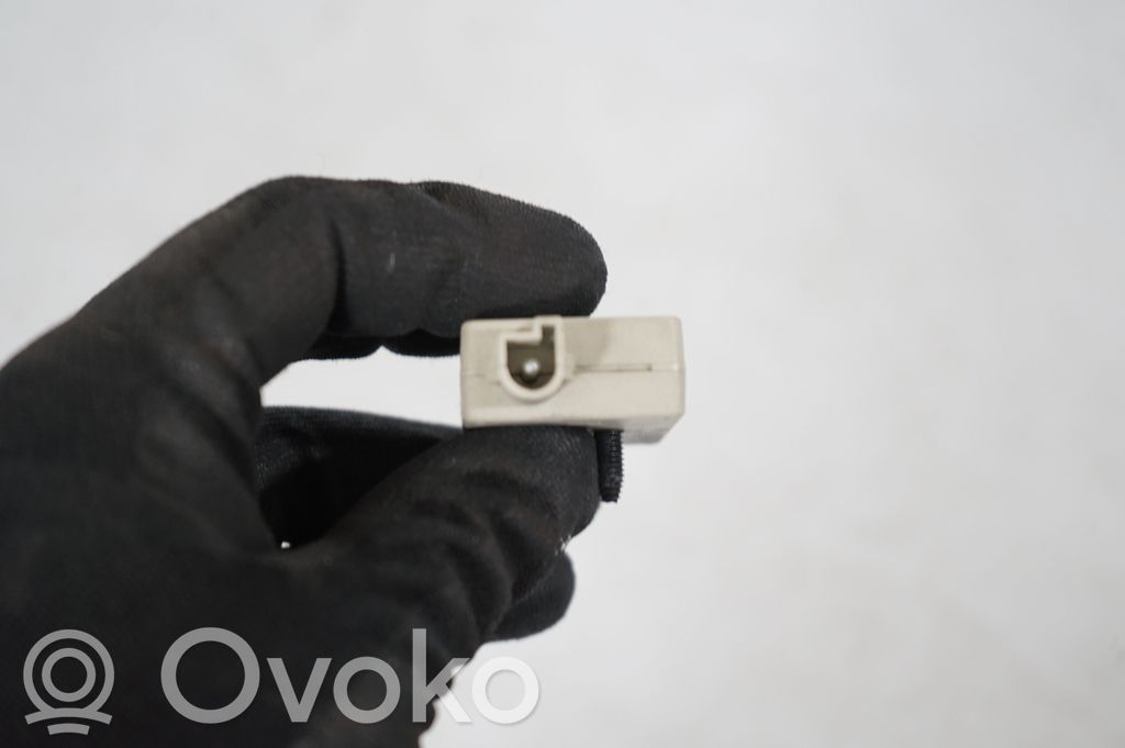 Aerial antenna amplifier (7)