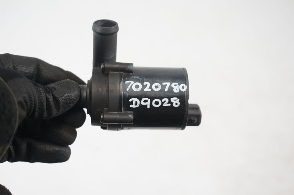 Electric auxiliary coolant/water pump (8)