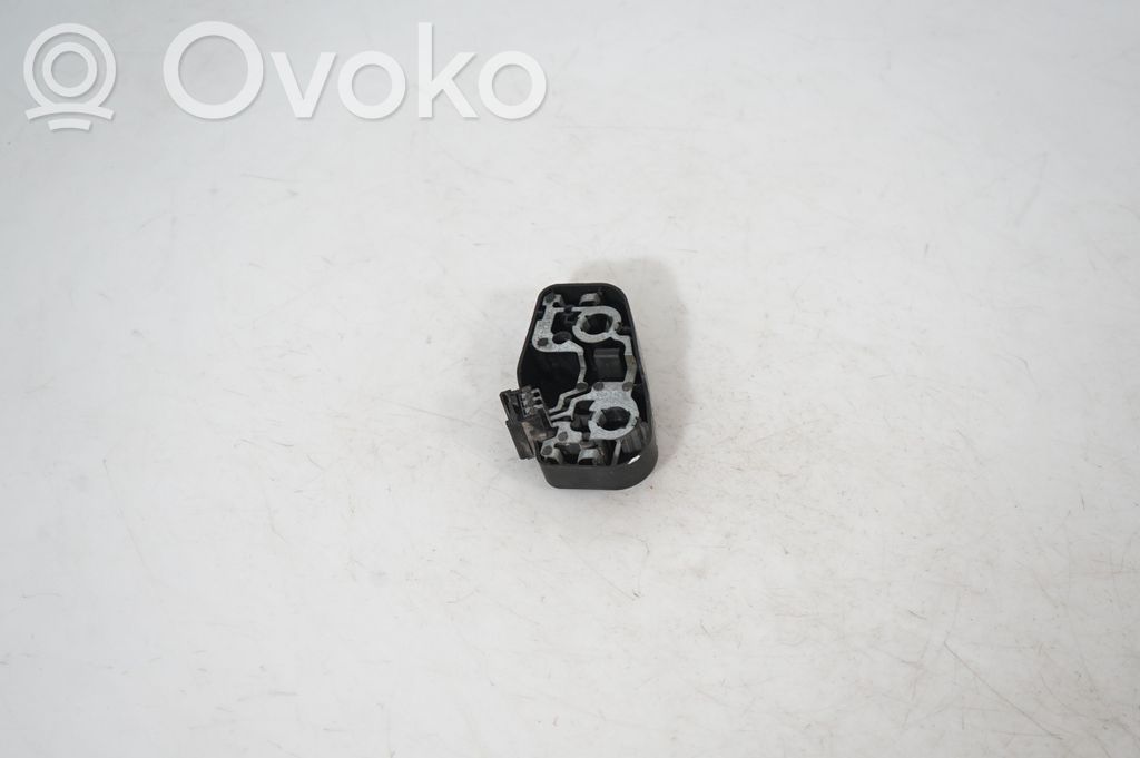 Tail light bulb cover holder (2)