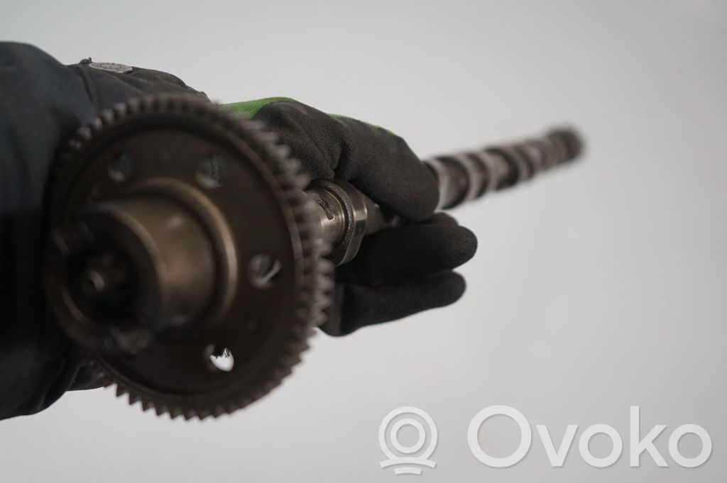 Camshaft (4)