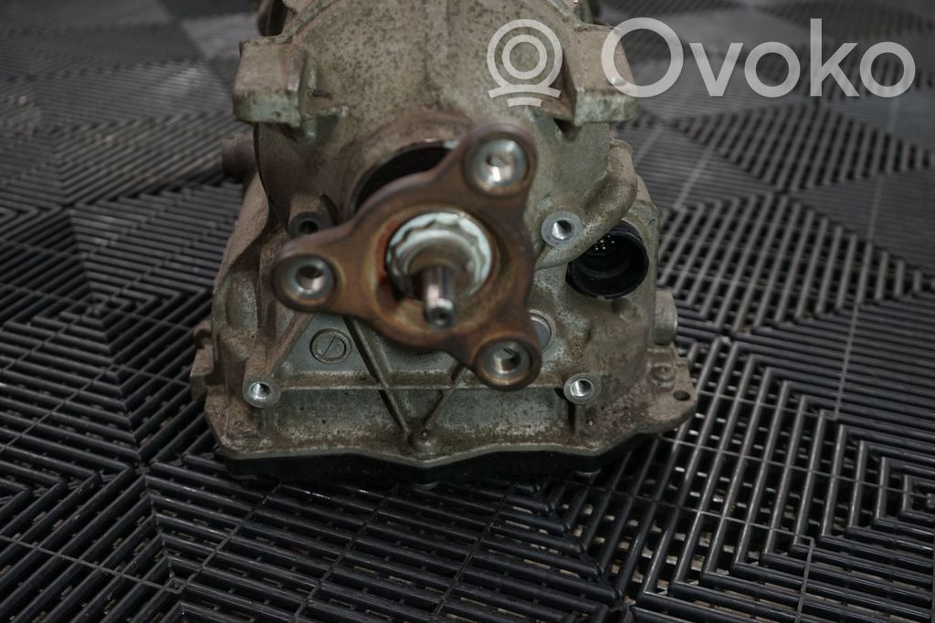 Automatic gearbox (8)