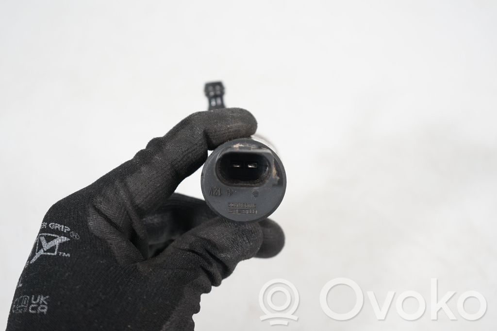 Headlight washer pump (6)