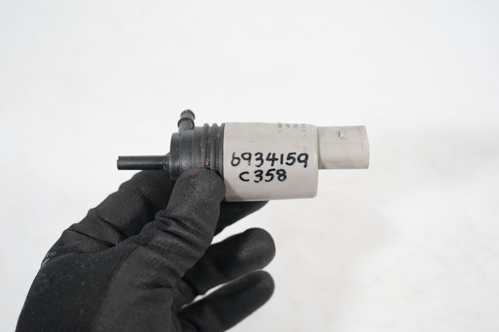 Windscreen/windshield washer pump (7)