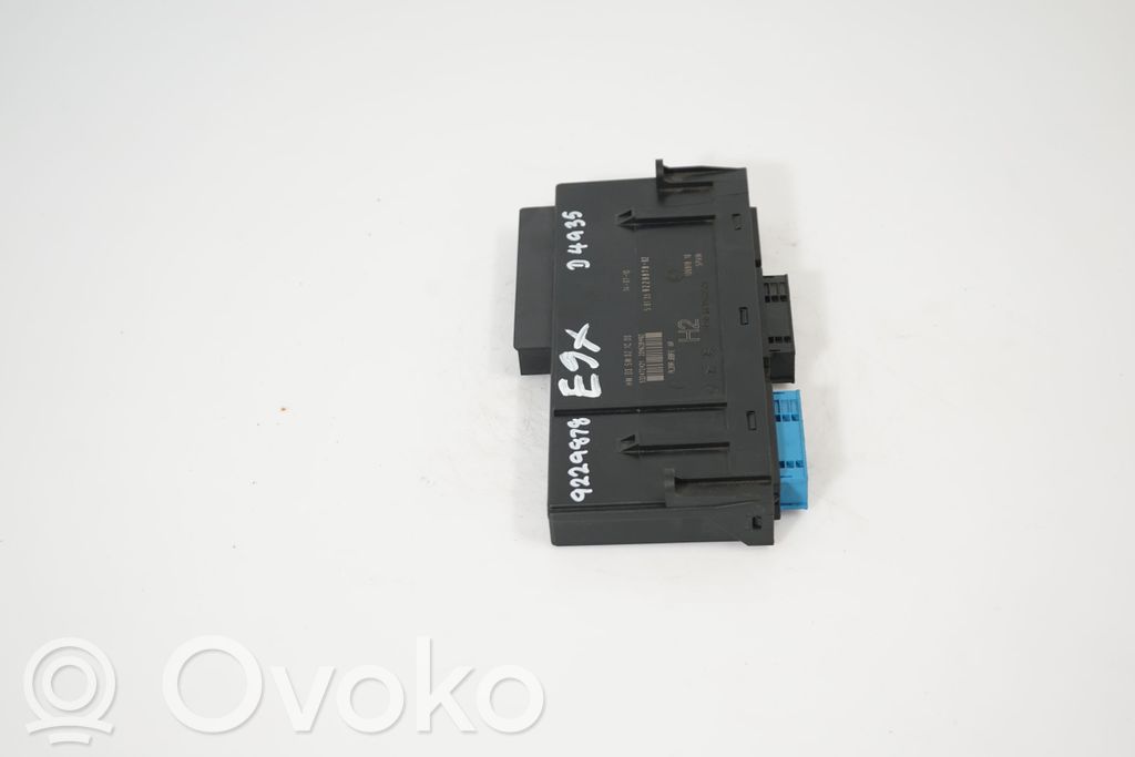 Comfort/convenience module (4)