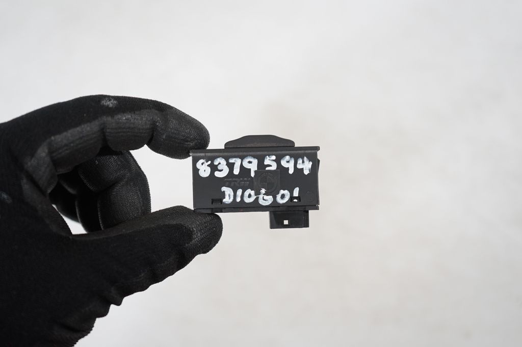 Other switches/knobs/shifts (8)