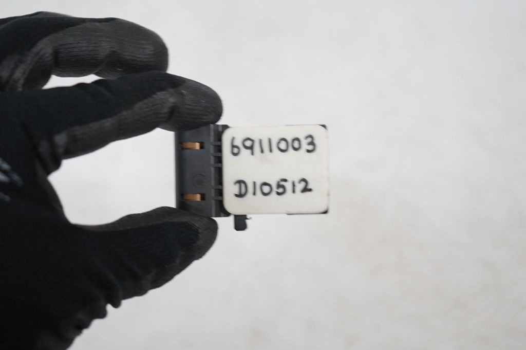 Airbag deployment crash/impact sensor (7)