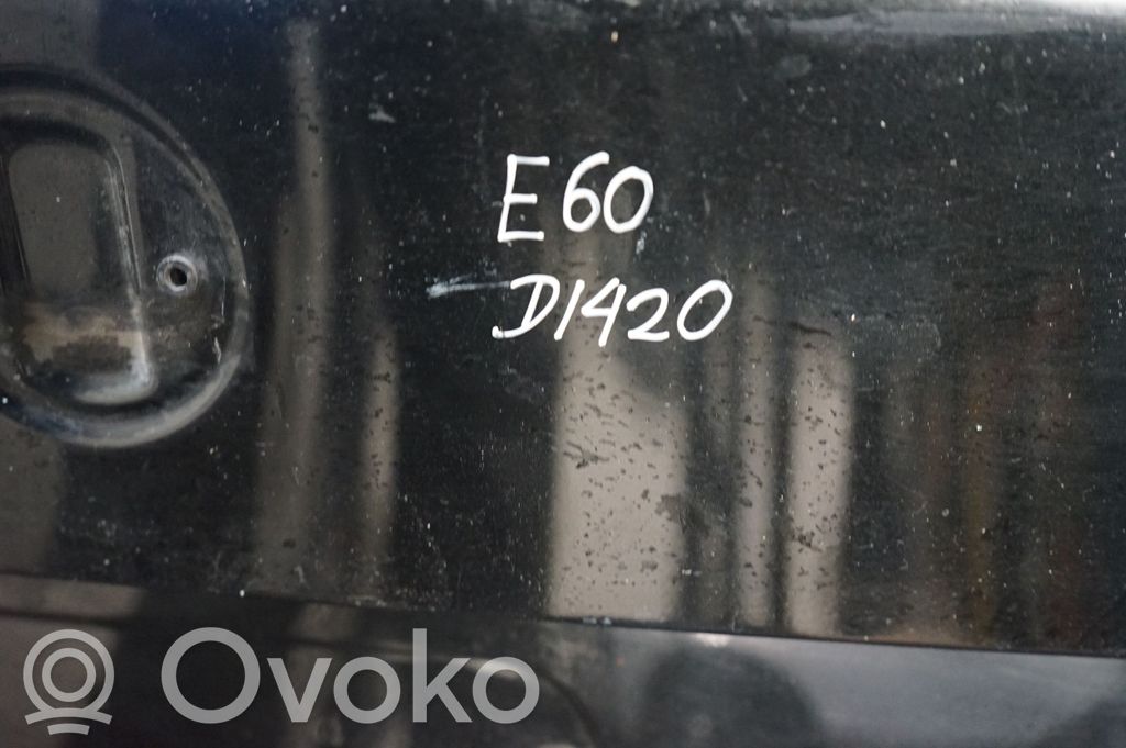 Tailgate/trunk/boot lid (6)