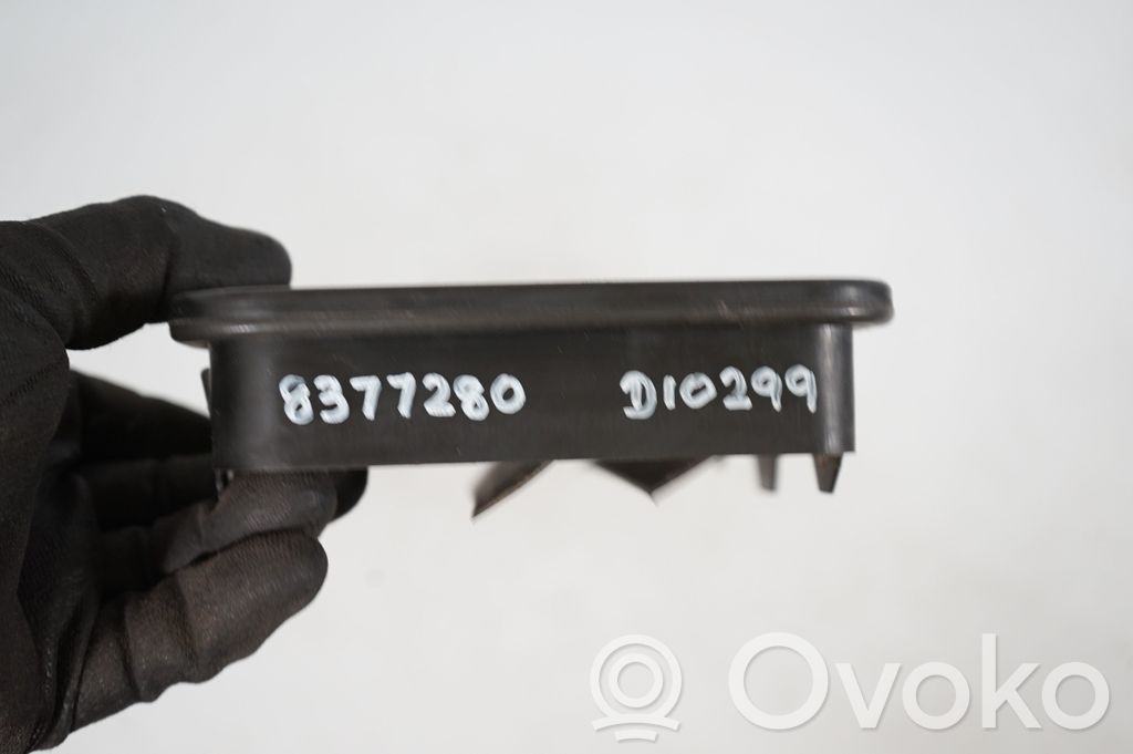 Quarter panel pressure vent (8)