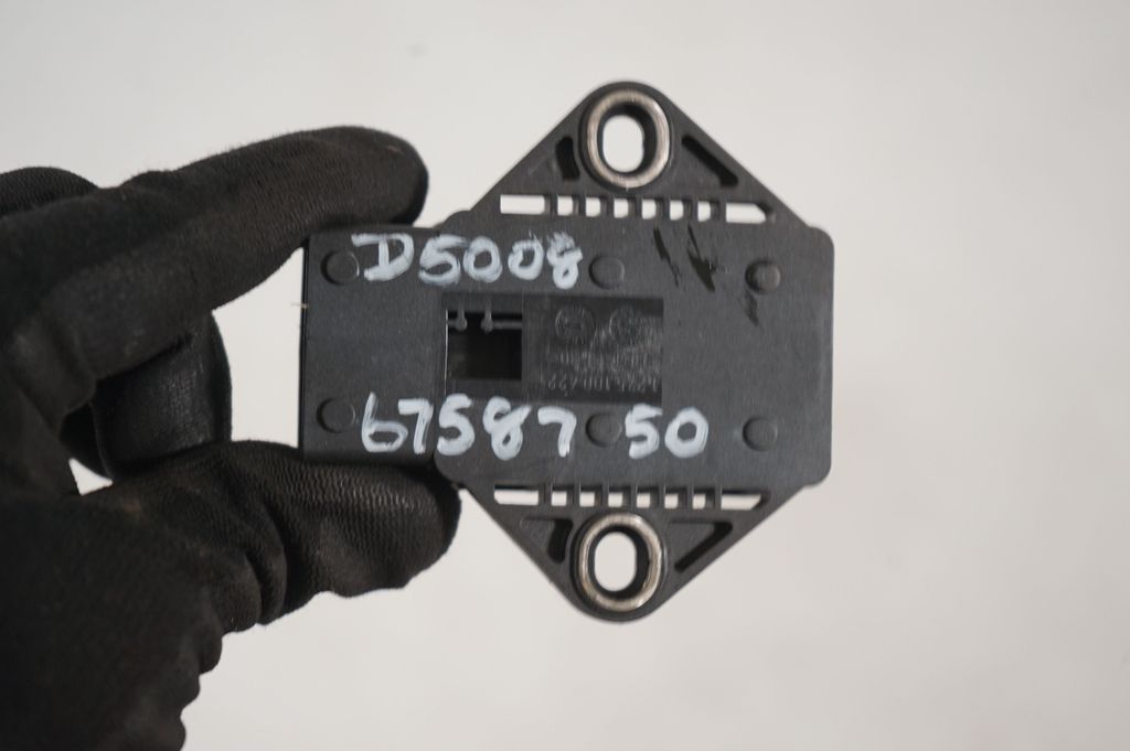 ESP acceleration yaw rate sensor (6)