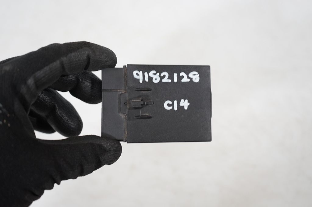 Seat control module (8)