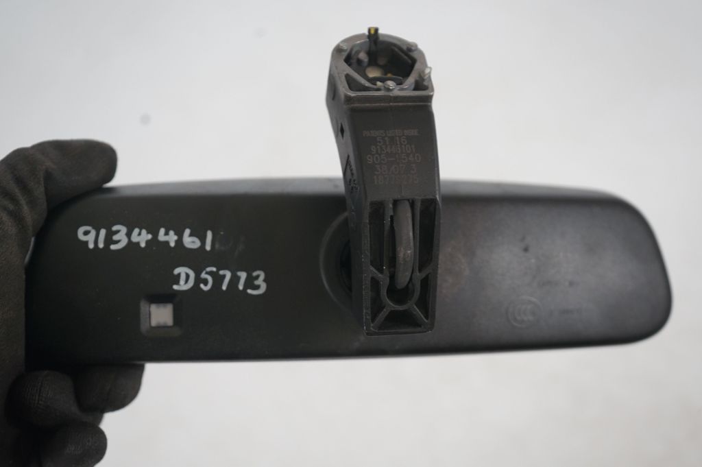 Rear view mirror (interior) (9)