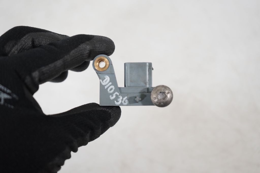 Airbag deployment crash/impact sensor (8)