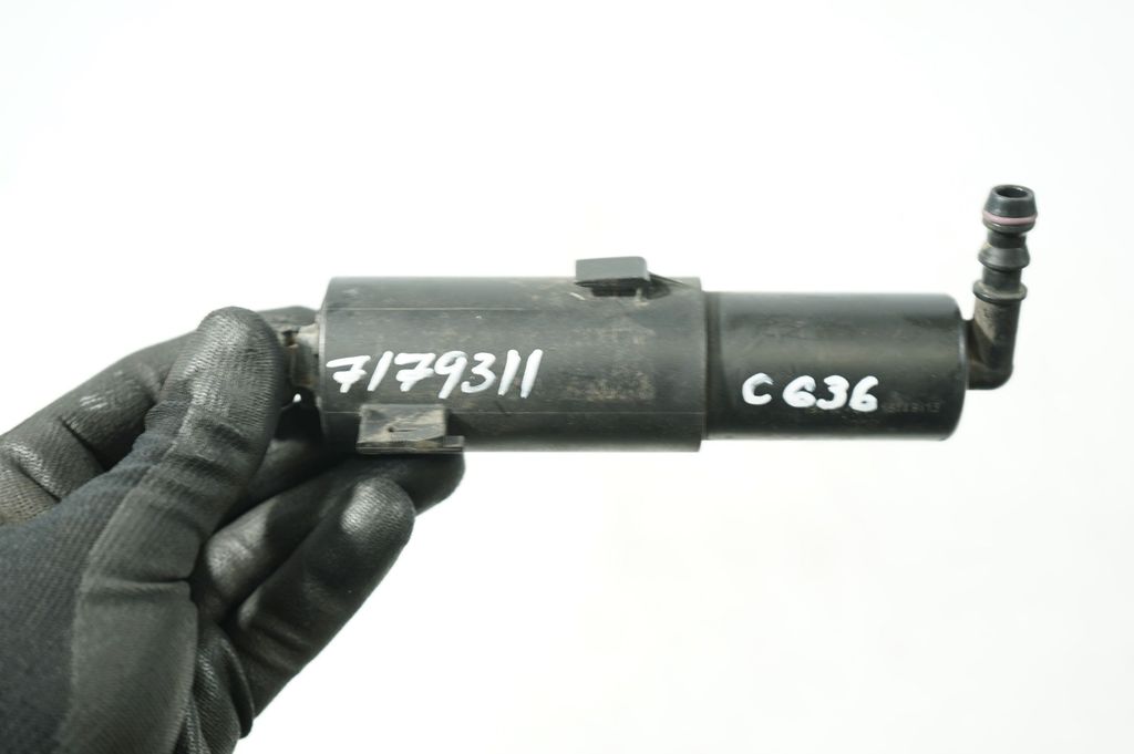 Headlight washer spray nozzle (7)