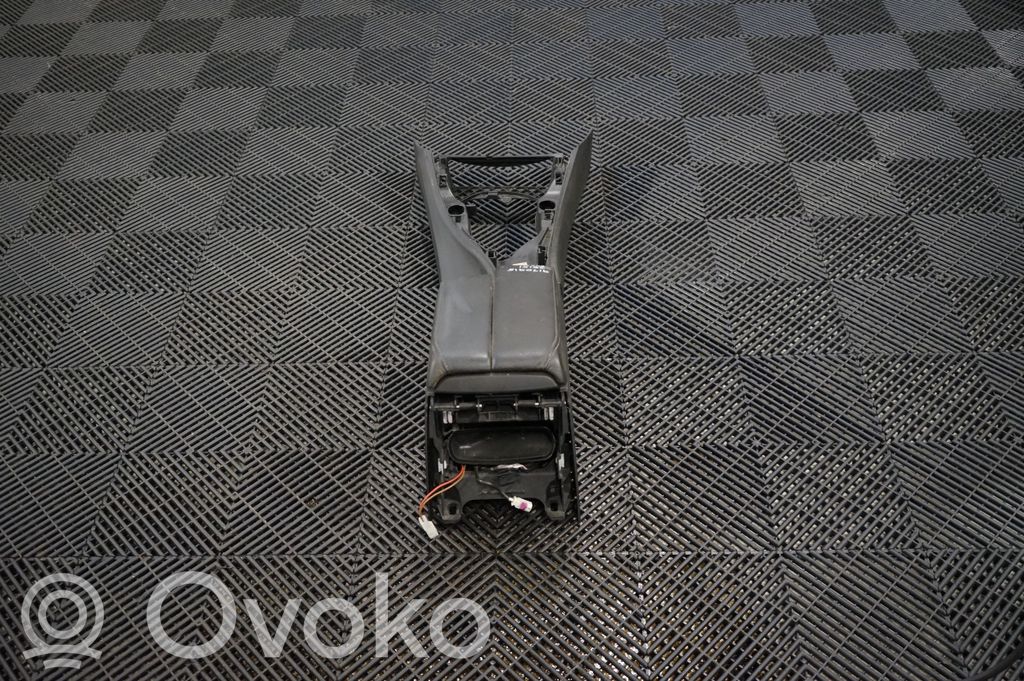 Center console (3)