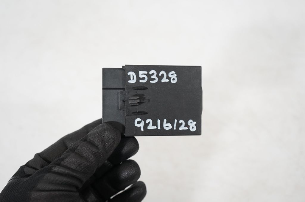 Seat belt adjustment motor (7)