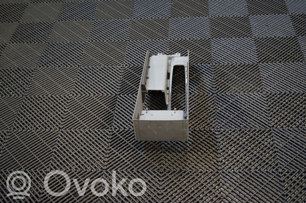 Center console (5)