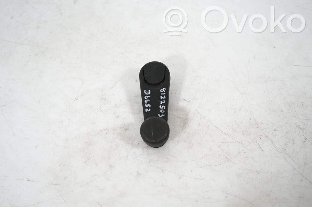 Rear door window winding handle (2)