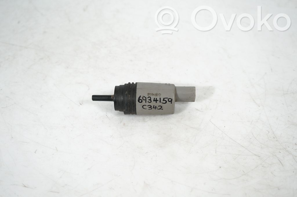 Windscreen/windshield washer pump