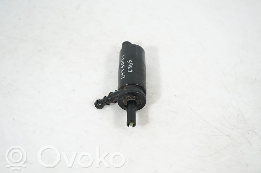 Headlight washer pump (4)