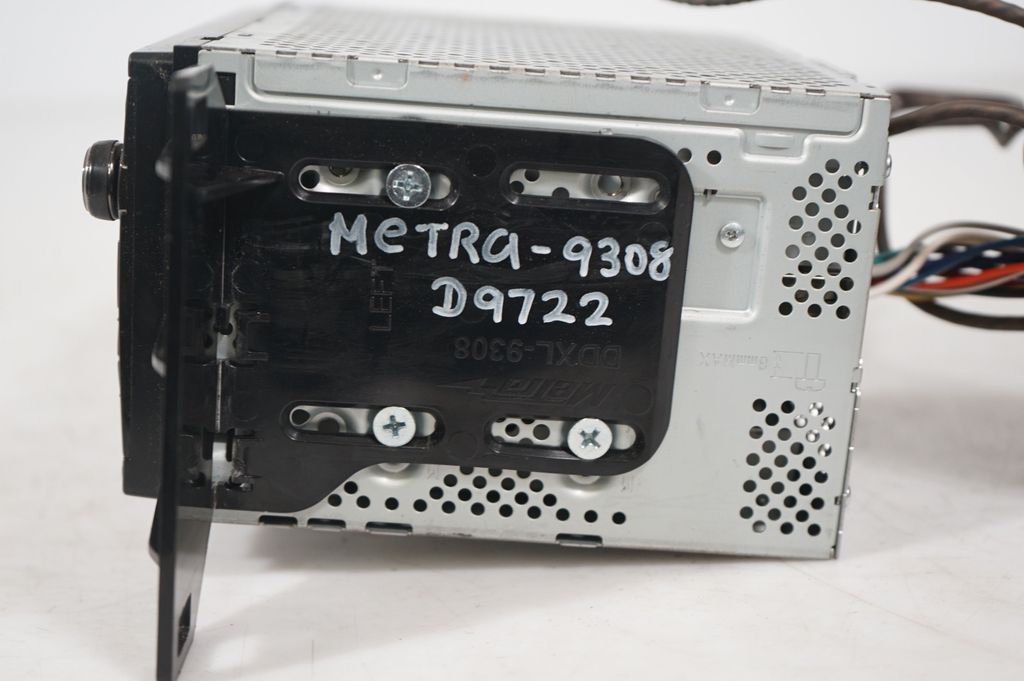 Radio/GPS head unit trim (9)