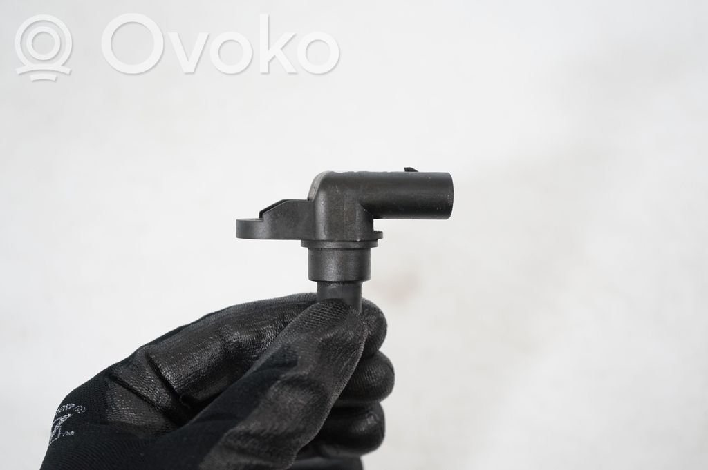 Air pressure sensor (7)