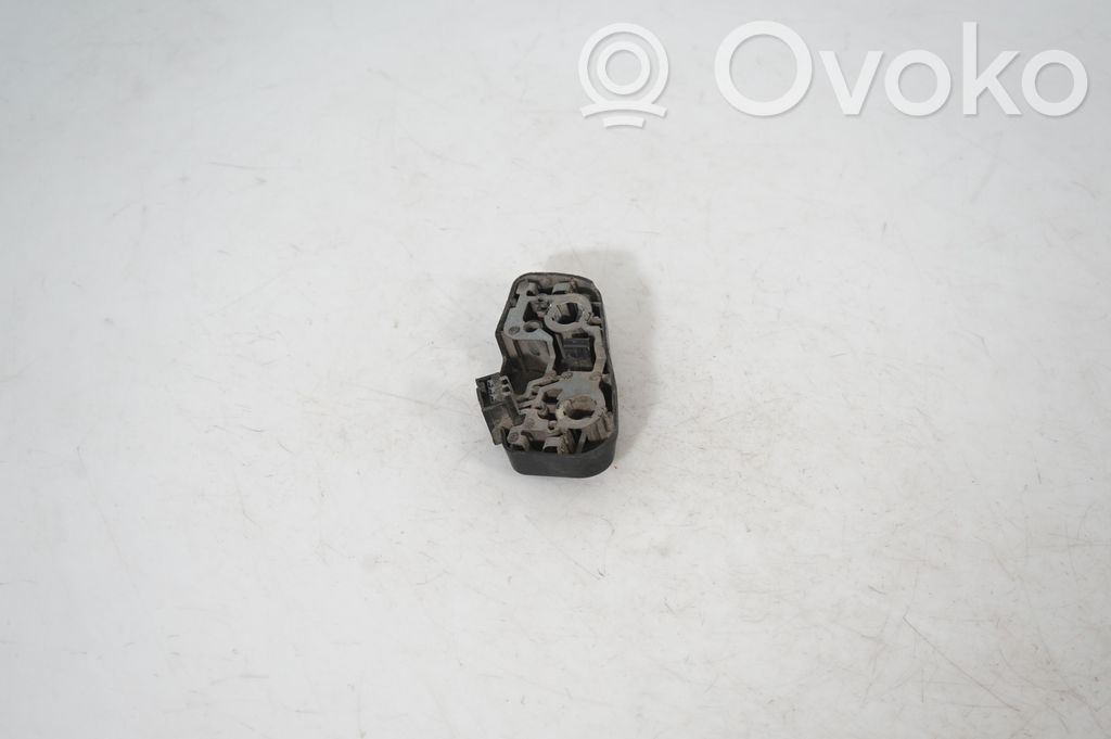 Tail light bulb cover holder (2)