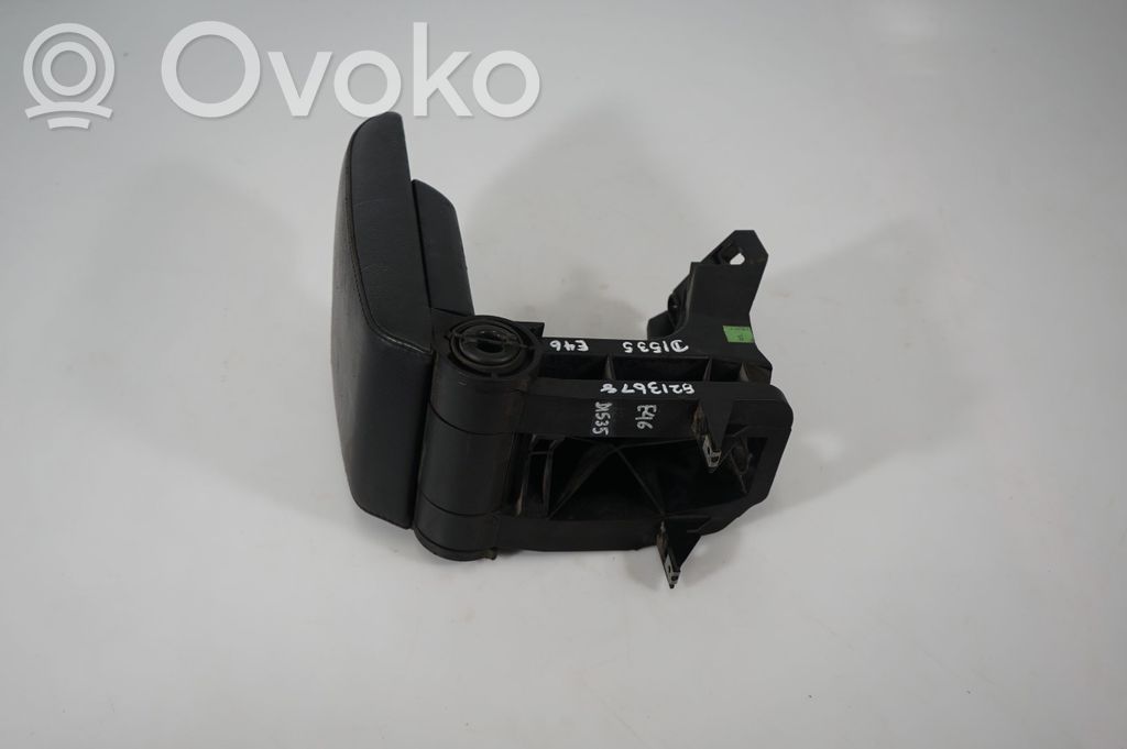 Armrest (3)