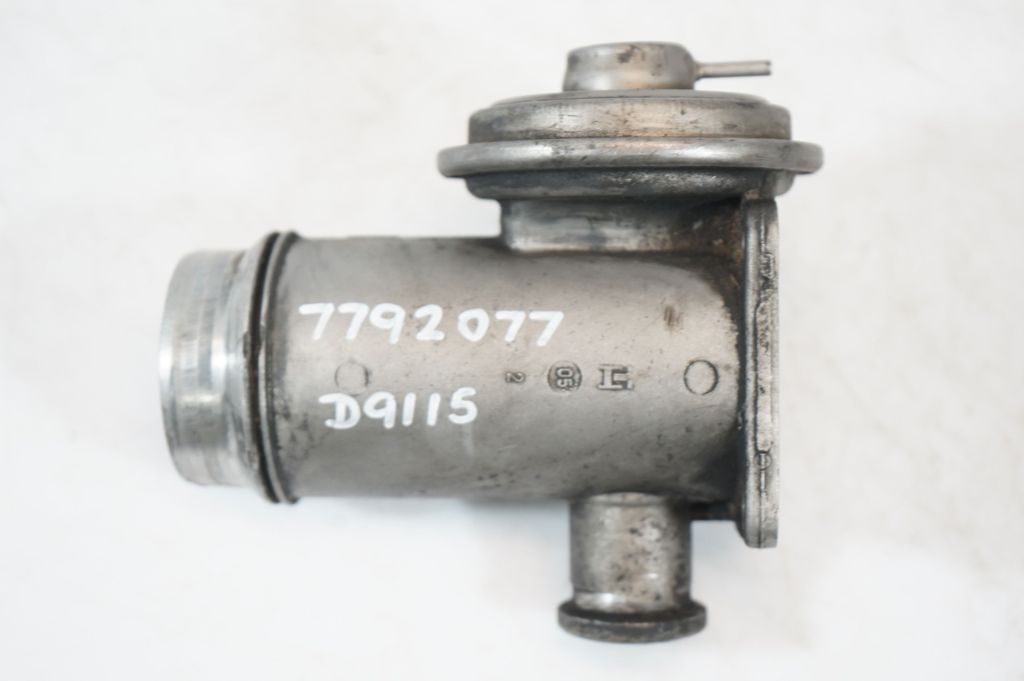 EGR valve (9)