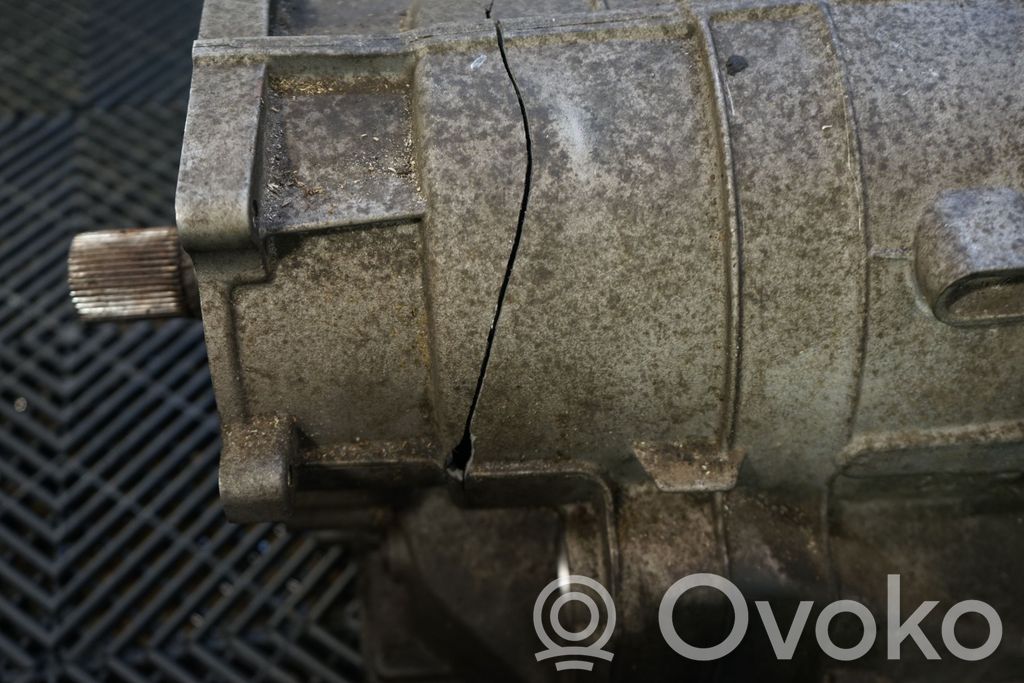Automatic gearbox (16)