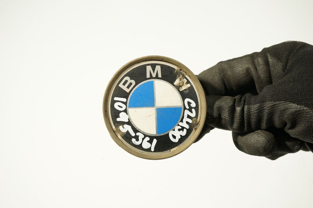 Original wheel cap (8)