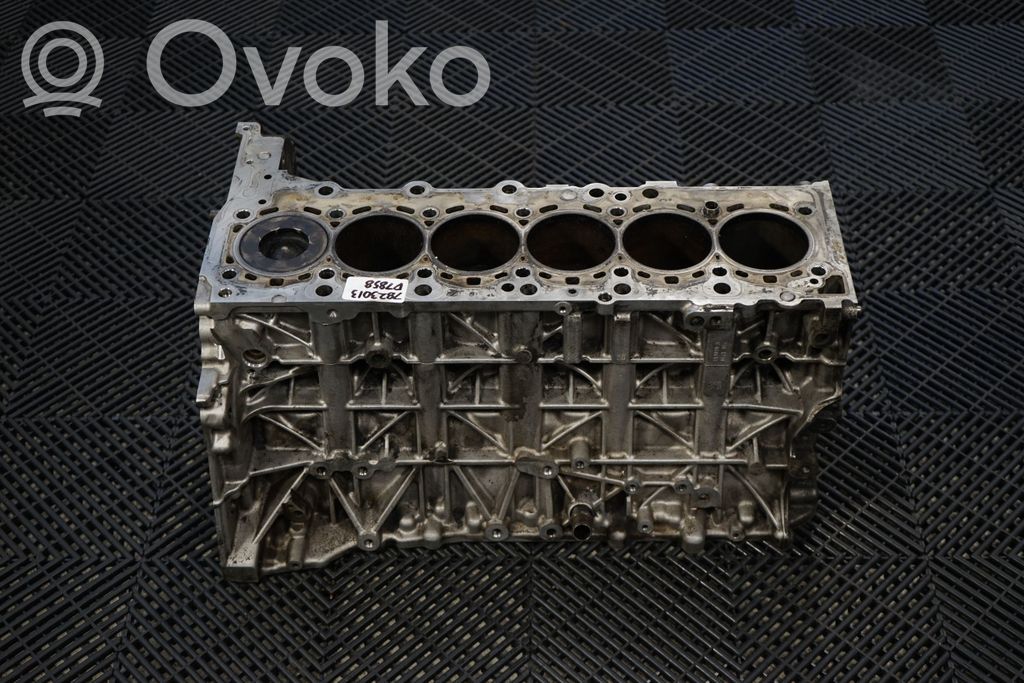 Engine block (5)