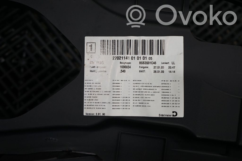 Center console (6)