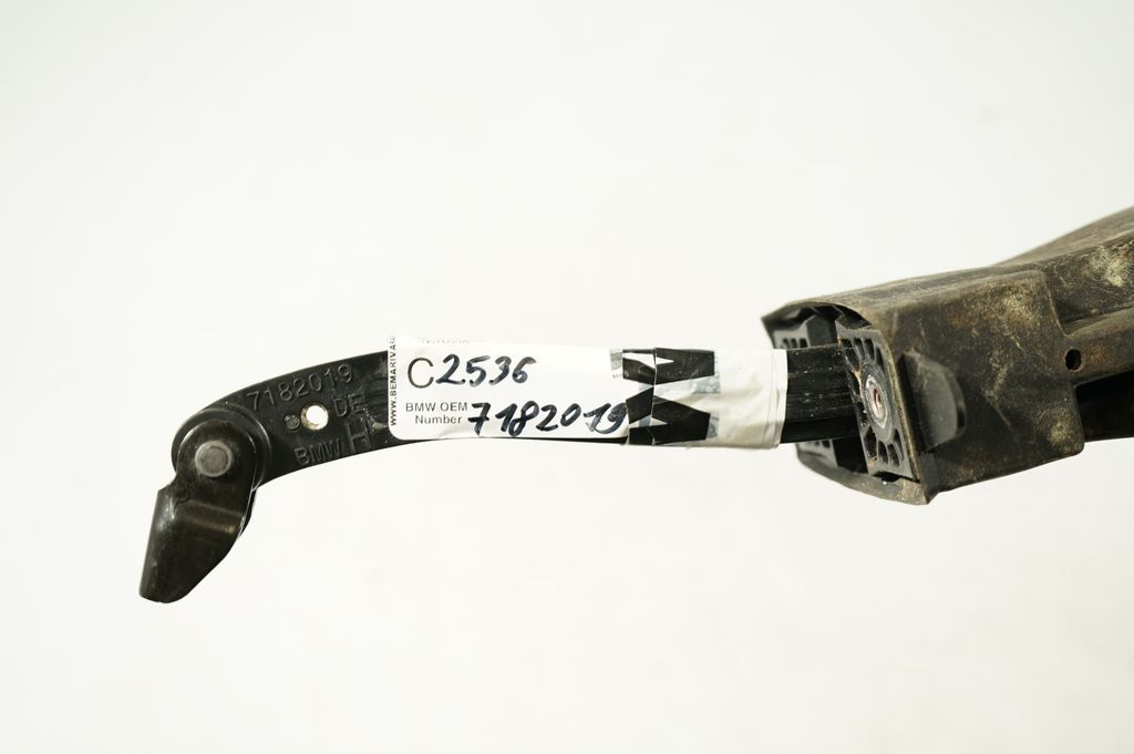 Rear door check strap stopper (8)