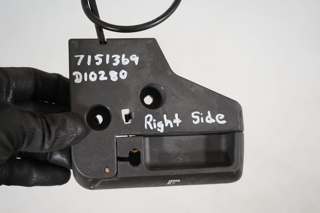 Seat back rest control lever/handle (7)