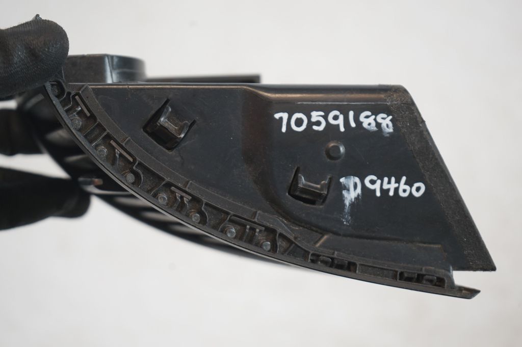 Dashboard side air vent grill/cover trim (10)