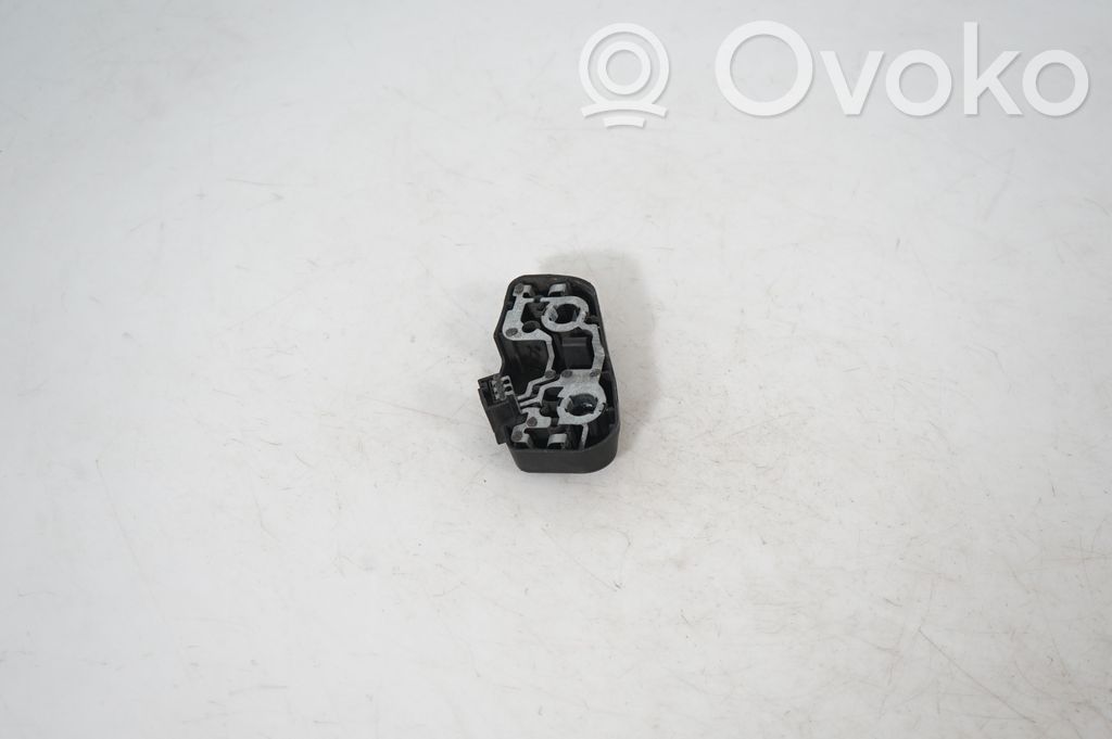 Tail light bulb cover holder (2)