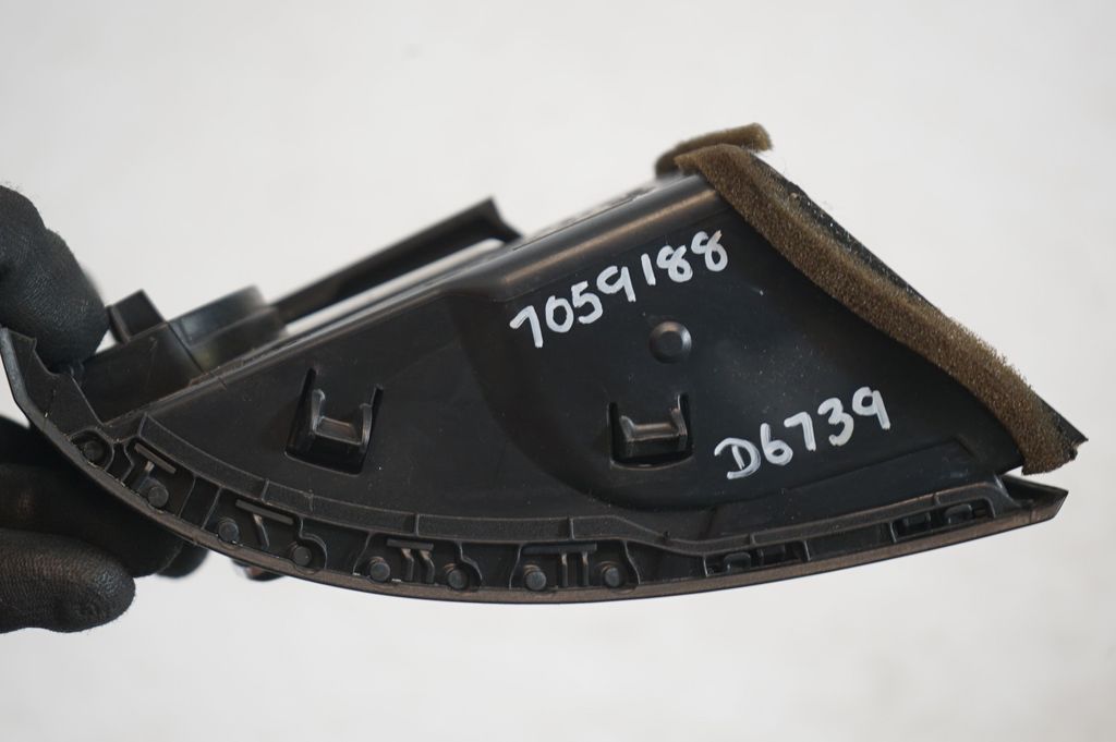 Dashboard side air vent grill/cover trim (9)